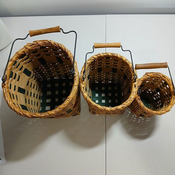Set of 3 Hand Woven Rattan Wicker Apple Themed Baskets with Wood & Metal Handles - Picture 9 of 12